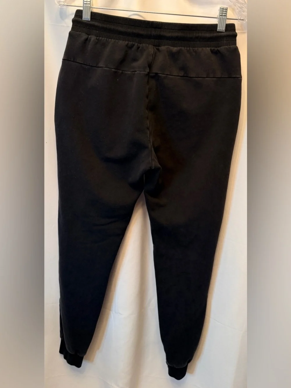 The Barbell Cartel Men’s Size Large Sweatpants Black Front Logo‎ Elastic Cuffs